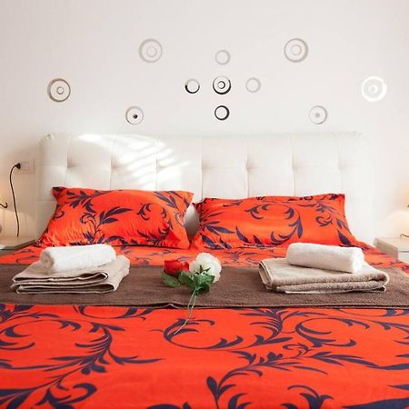 Residenza Larissa Luxury 1 Apartment Verona Ngoại thất bức ảnh